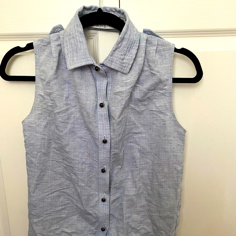 Collar crop tank